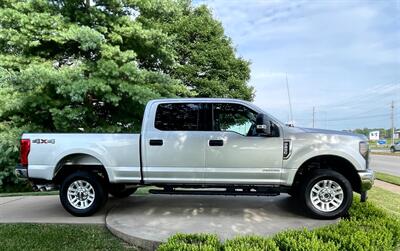 2019 Ford F-250 Super Duty XLT  4X4 - Photo 3 - Springfield, MO 65802
