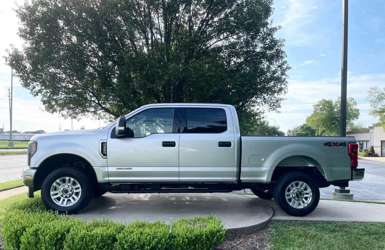 2019 Ford F-250 Super Duty XLT 4X4 - Photo 1 - Springfield, MO 65802