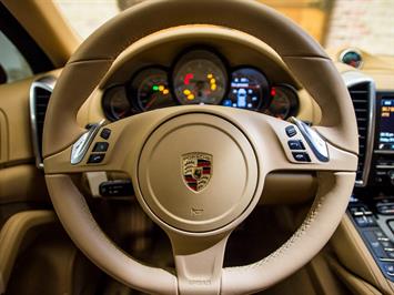 2014 Porsche Cayenne S   - Photo 13 - Springfield, MO 65802