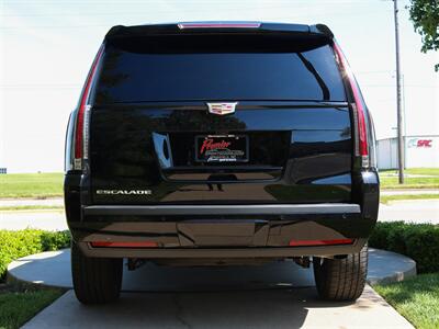 2019 Cadillac Escalade Platinum   - Photo 28 - Springfield, MO 65802