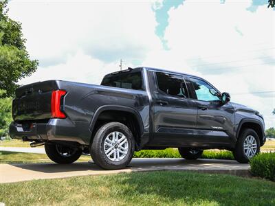 2022 Toyota Tundra SR5   - Photo 9 - Springfield, MO 65802