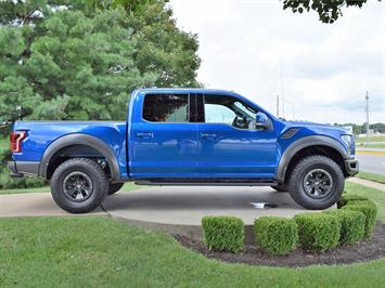 2017 Ford F-150 Raptor   - Photo 3 - Springfield, MO 65802