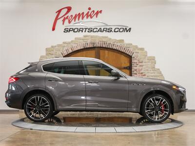 2019 Maserati Levante GTS   - Photo 3 - Springfield, MO 65802