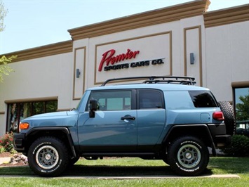 2014 Toyota FJ Cruiser Trail Teams Ulitmate Edition   - Photo 1 - Springfield, MO 65802