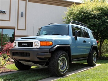 2014 Toyota FJ Cruiser Trail Teams Ulitmate Edition   - Photo 12 - Springfield, MO 65802