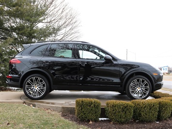 2018 Porsche Cayenne S   - Photo 32 - Springfield, MO 65802