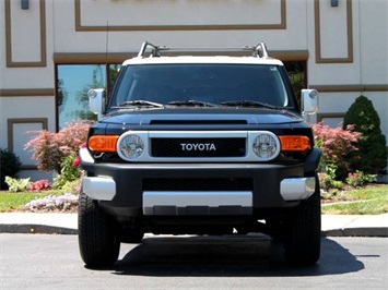 2014 Toyota FJ Cruiser   - Photo 4 - Springfield, MO 65802