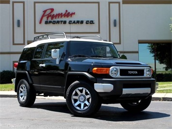 2014 Toyota FJ Cruiser   - Photo 3 - Springfield, MO 65802