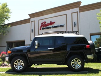 2014 Toyota FJ Cruiser   - Photo 1 - Springfield, MO 65802