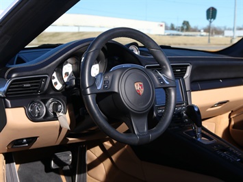 2016 Porsche 911 Carrera GTS   - Photo 32 - Springfield, MO 65802