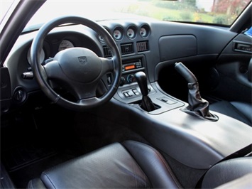 1996 Dodge Viper GTS   - Photo 17 - Springfield, MO 65802