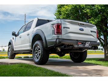 2017 Ford F-150 Raptor   - Photo 8 - Springfield, MO 65802