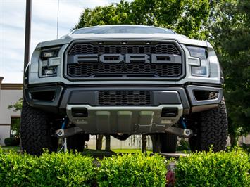 2017 Ford F-150 Raptor   - Photo 5 - Springfield, MO 65802