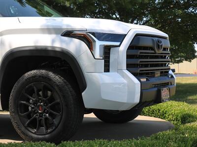 2022 Toyota Tundra SR5  Crew Max 5.5 - Photo 7 - Springfield, MO 65802