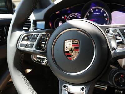 2020 Porsche Cayenne Turbo   - Photo 18 - Springfield, MO 65802