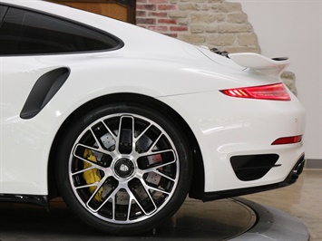 2016 Porsche 911 Turbo S   - Photo 46 - Springfield, MO 65802