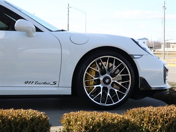 2016 Porsche 911 Turbo S   - Photo 43 - Springfield, MO 65802