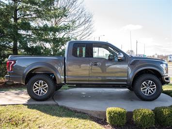 2017 Ford F-150 Raptor   - Photo 4 - Springfield, MO 65802