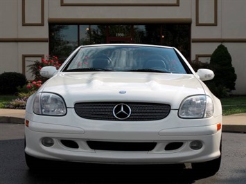 2002 Mercedes-Benz SLK320   - Photo 4 - Springfield, MO 65802