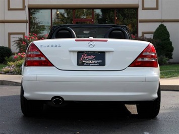 2002 Mercedes-Benz SLK320   - Photo 7 - Springfield, MO 65802