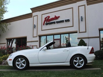 2002 Mercedes-Benz SLK320   - Photo 1 - Springfield, MO 65802