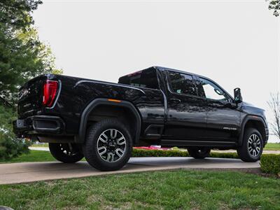 2022 GMC Sierra 2500HD AT4   - Photo 5 - Springfield, MO 65802