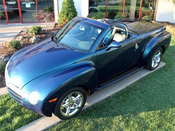 2005 Chevrolet SSR LS   - Photo 12 - Springfield, MO 65802