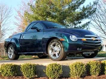 2005 Chevrolet SSR LS   - Photo 35 - Springfield, MO 65802