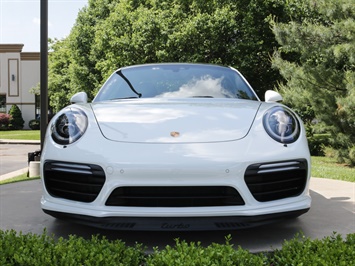 2017 Porsche 911 Turbo S   - Photo 32 - Springfield, MO 65802