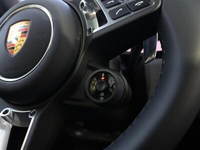 2019 Porsche Cayenne Turbo   - Photo 16 - Springfield, MO 65802