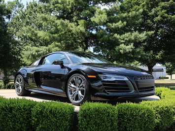 2014 Audi R8 5.2 quattro   - Photo 19 - Springfield, MO 65802