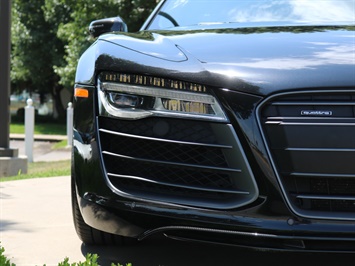 2014 Audi R8 5.2 quattro   - Photo 35 - Springfield, MO 65802