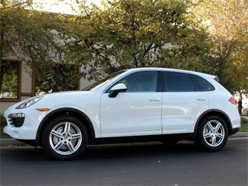 2013 Porsche Cayenne S   - Photo 11 - Springfield, MO 65802