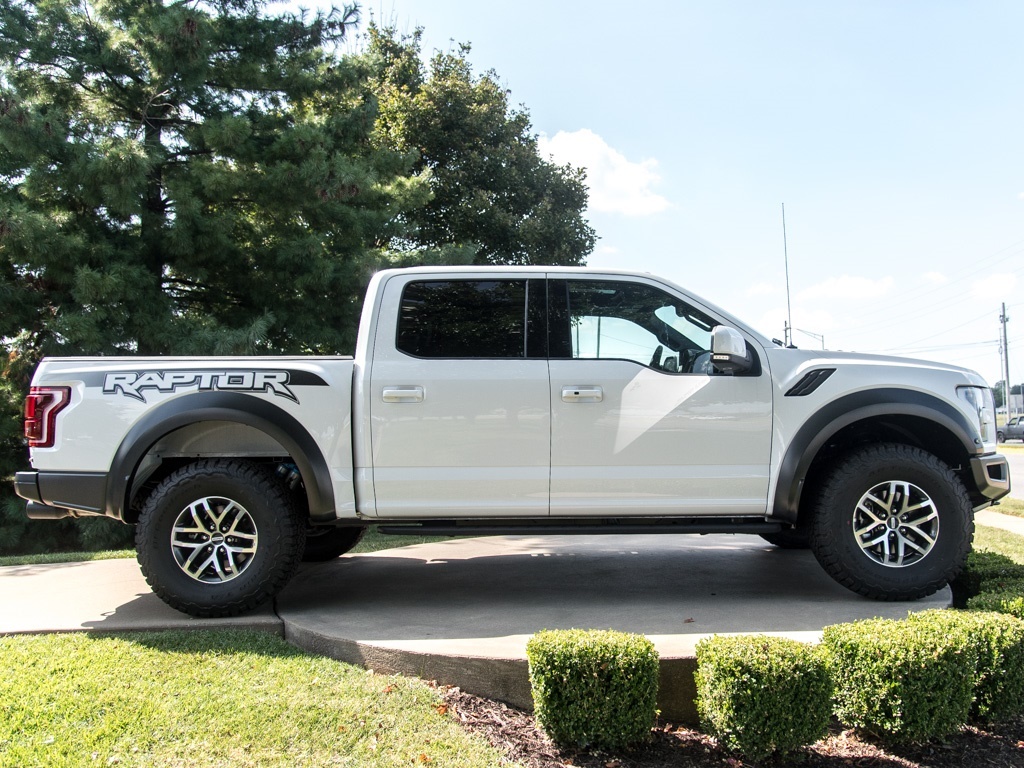 2018 Ford F-150 Raptor - Photo 3 - Springfield, MO 65802