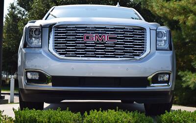 2018 GMC Yukon Denali   - Photo 5 - Springfield, MO 65802