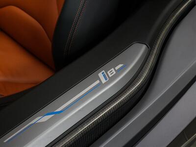 2019 BMW i8   - Photo 45 - Springfield, MO 65802