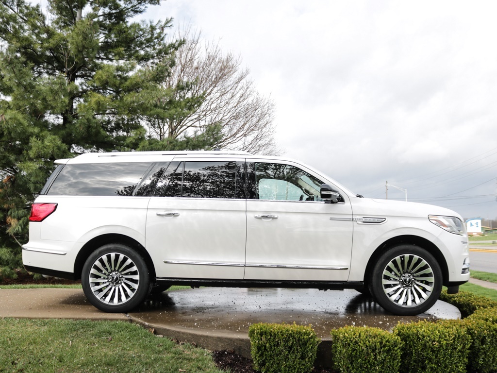 Lincoln navigator long