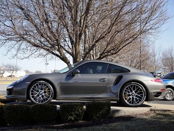 2015 Porsche 911 Turbo S   - Photo 38 - Springfield, MO 65802