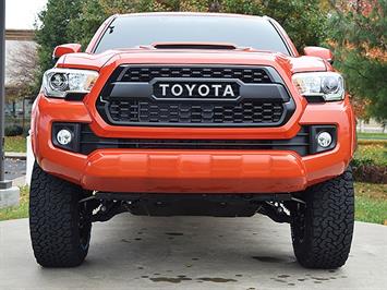 2017 Toyota Tacoma TRD Sport   - Photo 20 - Springfield, MO 65802