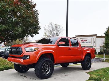 2017 Toyota Tacoma TRD Sport   - Photo 21 - Springfield, MO 65802