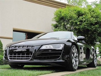 2010 Audi R8 5.2 quattro   - Photo 26 - Springfield, MO 65802