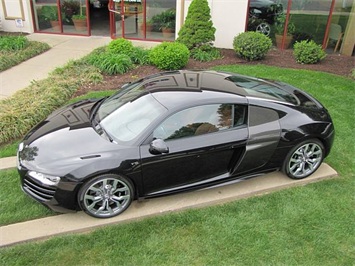 2010 Audi R8 5.2 quattro   - Photo 7 - Springfield, MO 65802