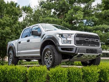 2017 Ford F-150 Raptor   - Photo 4 - Springfield, MO 65802