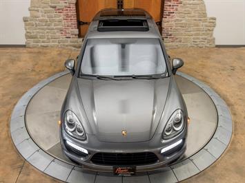 2011 Porsche Cayenne Turbo   - Photo 46 - Springfield, MO 65802