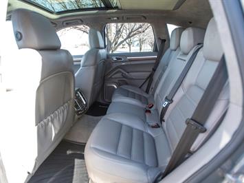 2011 Porsche Cayenne Turbo   - Photo 32 - Springfield, MO 65802