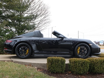 2018 Porsche 911 Targa 4 GTS   - Photo 24 - Springfield, MO 65802