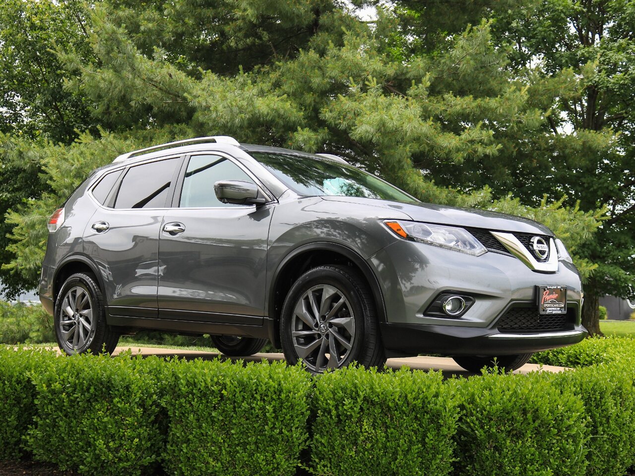 2016 Nissan Rogue SL - Photo 24 - Springfield, MO 65802