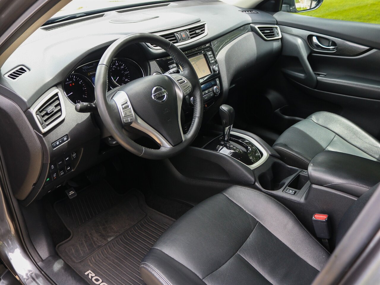 2016 Nissan Rogue SL - Photo 33 - Springfield, MO 65802