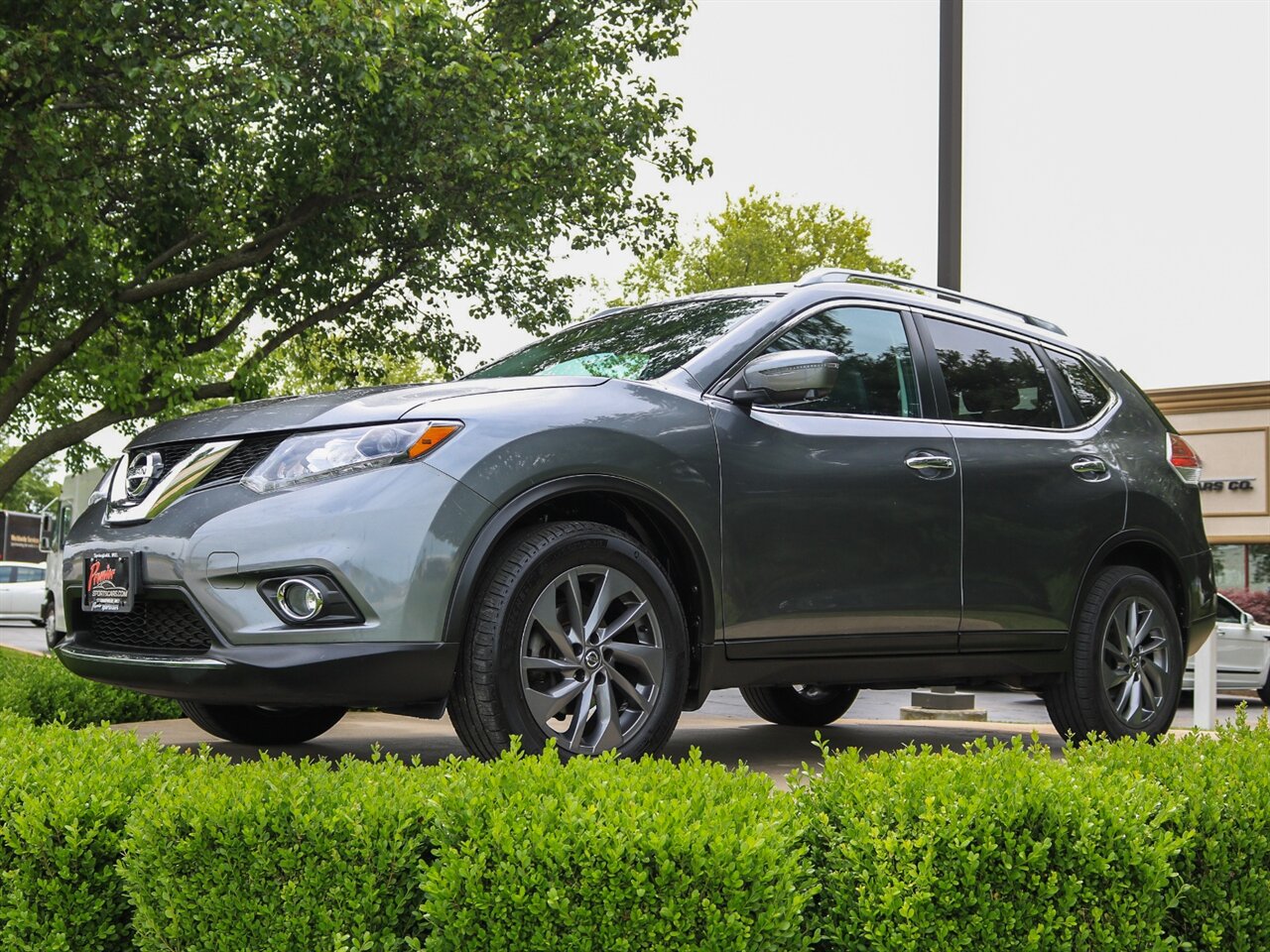 2016 Nissan Rogue SL - Photo 31 - Springfield, MO 65802