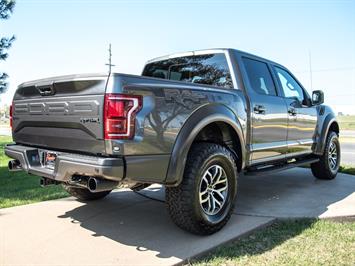 2017 Ford F-150 Raptor   - Photo 9 - Springfield, MO 65802